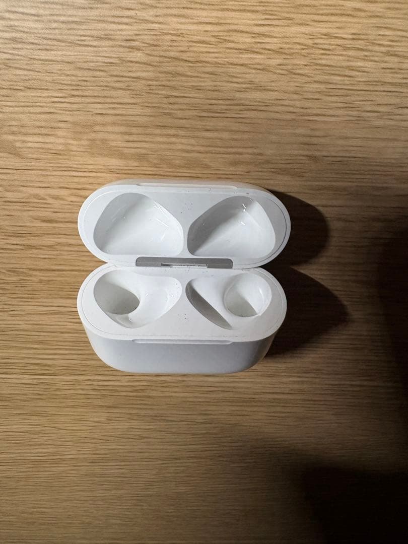 Apple AirPods4（第4世代）