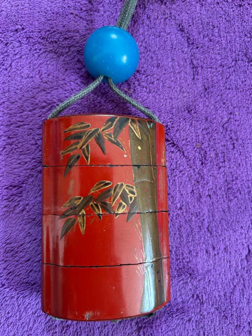 赤い漆器印籠 根付 薬入れ 時代物Inro Red Lacquer Bamboo
