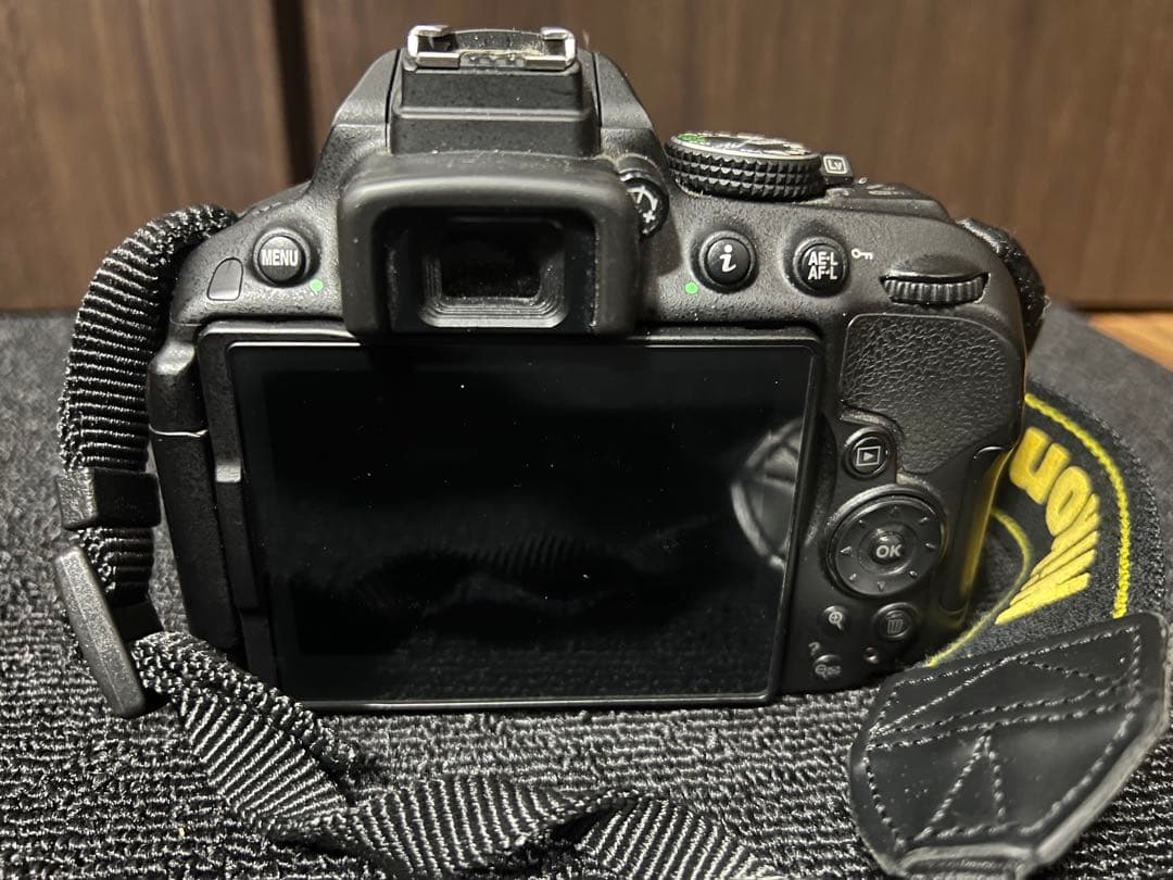 Nikon D5300 デジタル一眼レフカメラ！ジャンク品！