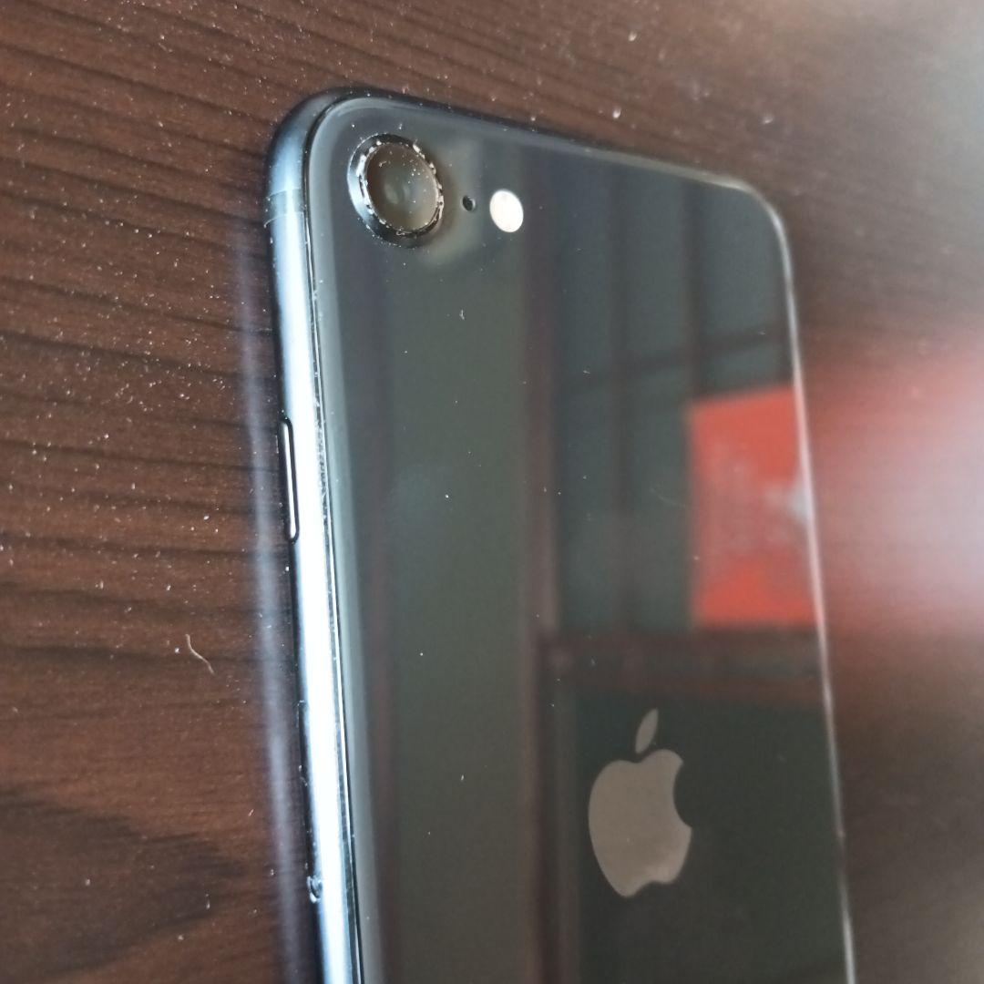 iPhone SE 第2世代 64GB ブラック SIMフリー ケース2つセット