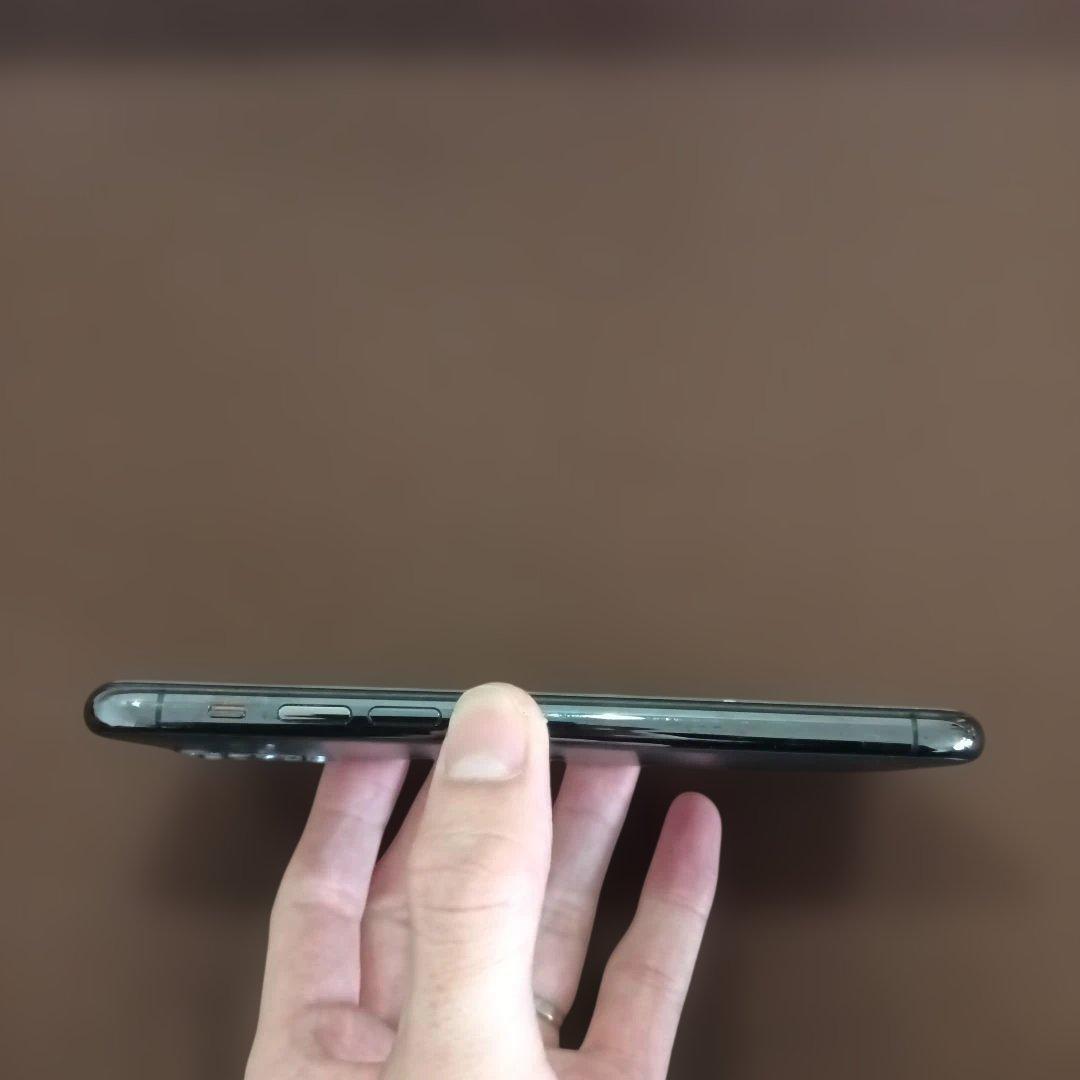美品中古バッテリー84％iPhone11PROアイフォンイレブンプロ64GB本体