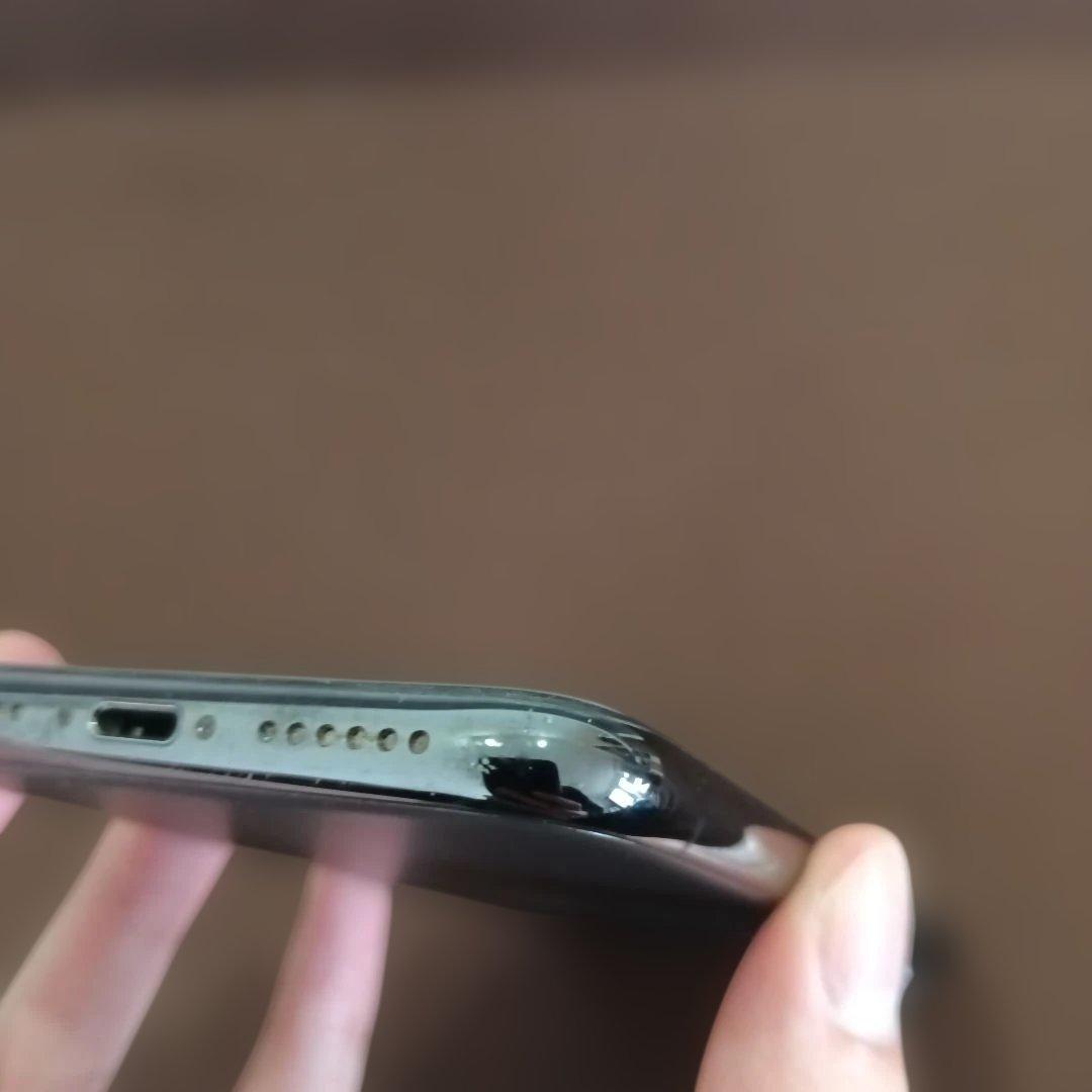 美品中古バッテリー84％iPhone11PROアイフォンイレブンプロ64GB本体
