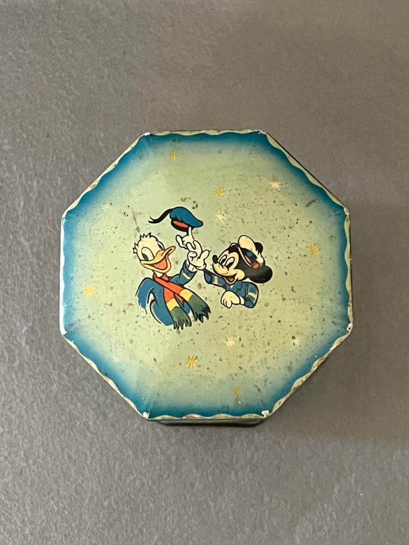 ディズニーランド　ヴィンテージ　お菓子缶　イギリス製