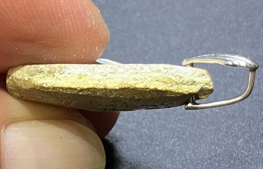北投石原石ペンダントトップ　5.9g 測定確認済 銀金具　再入荷