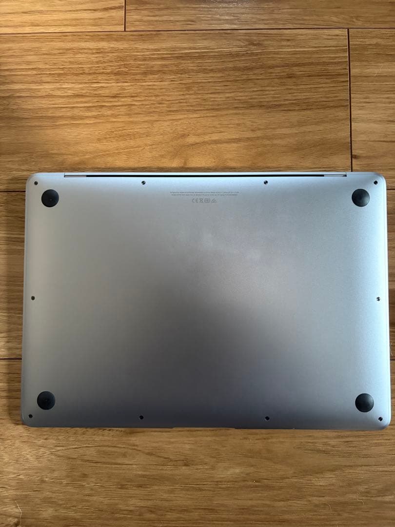 シルバー MacBook Air 本体 A2179 corei5 メモリ8GB