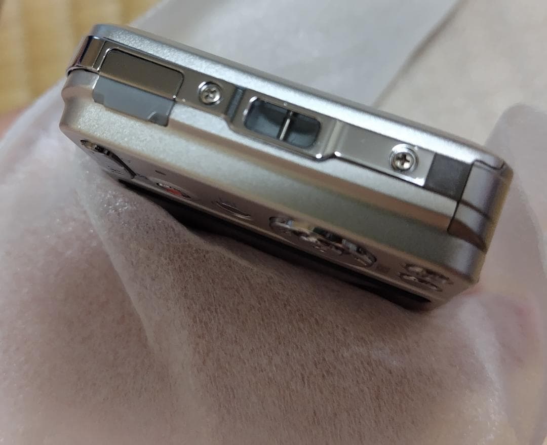OLYMPUS VG-140　オリンパス　コンパクトデジタルカメラ