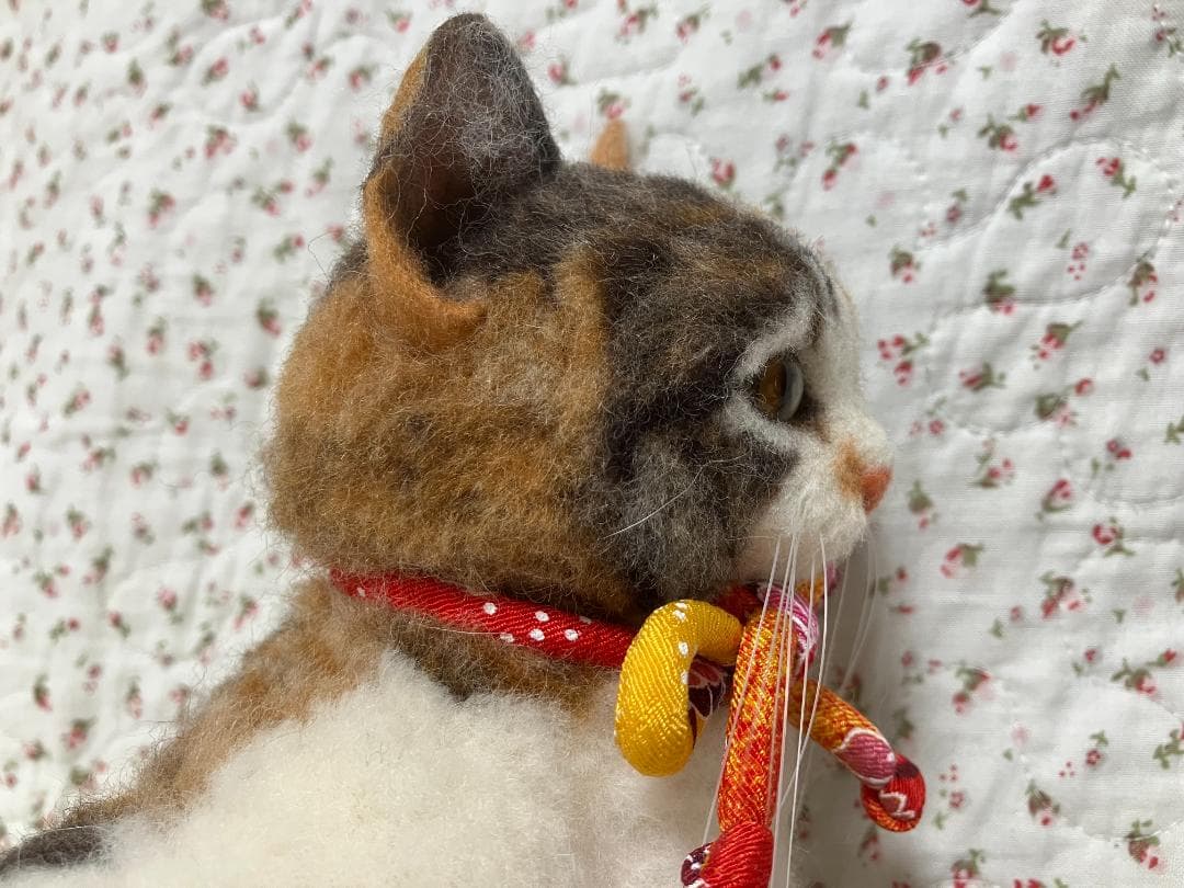 羊毛フェルト　古風な三毛猫
