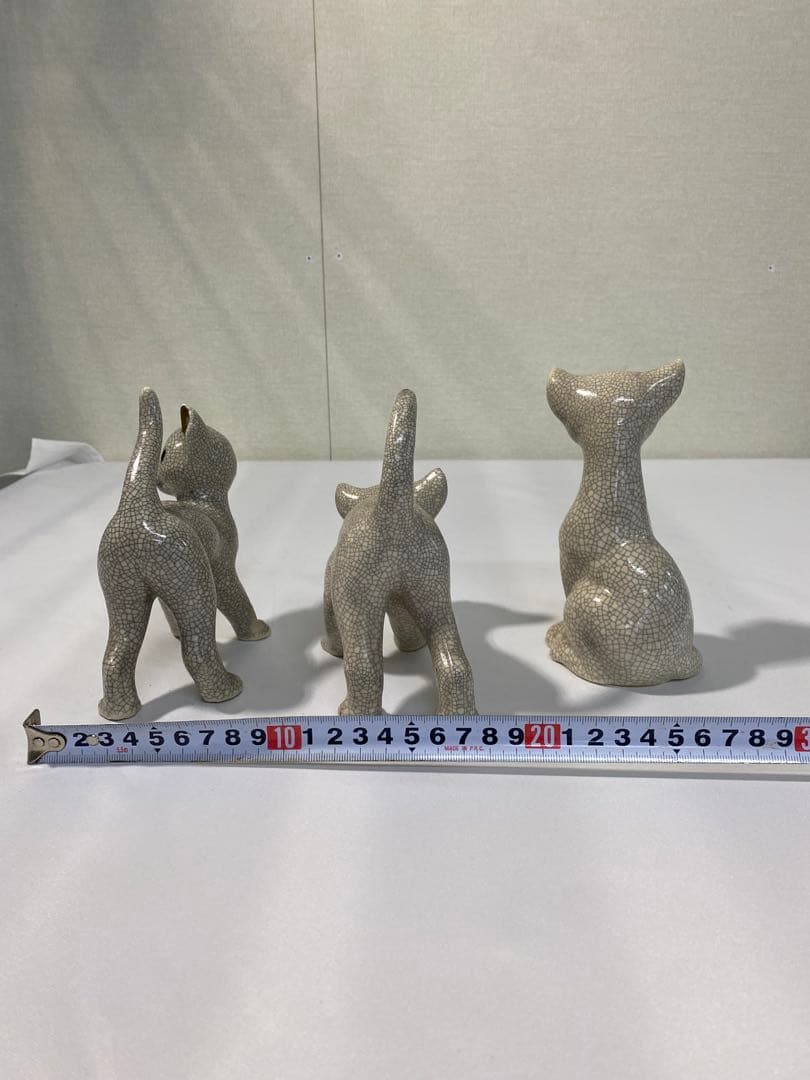 陶器製猫の置物3体セット