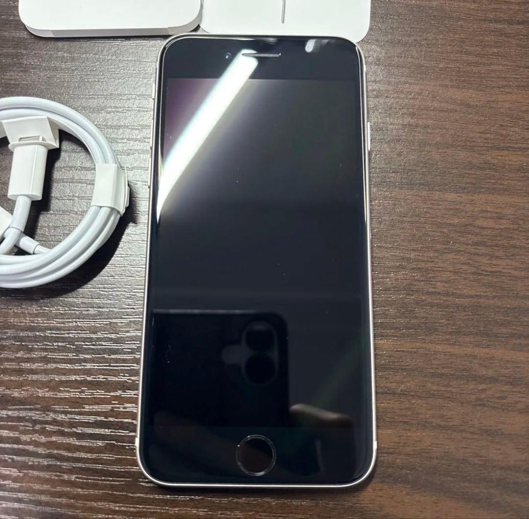 iPhone SE3 スターライト SIMフリー 128GB