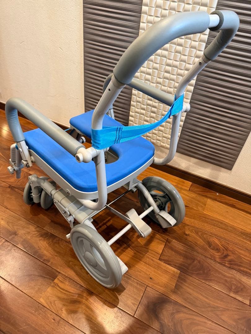 最新　2025年購入　uchie ウチエ シャワーラク　お風呂 介護　車椅子