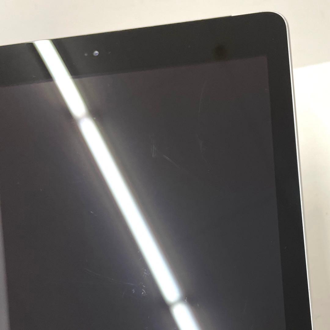 Apple iPad (第6世代) Wi-Fi+Cel 32GB docomo