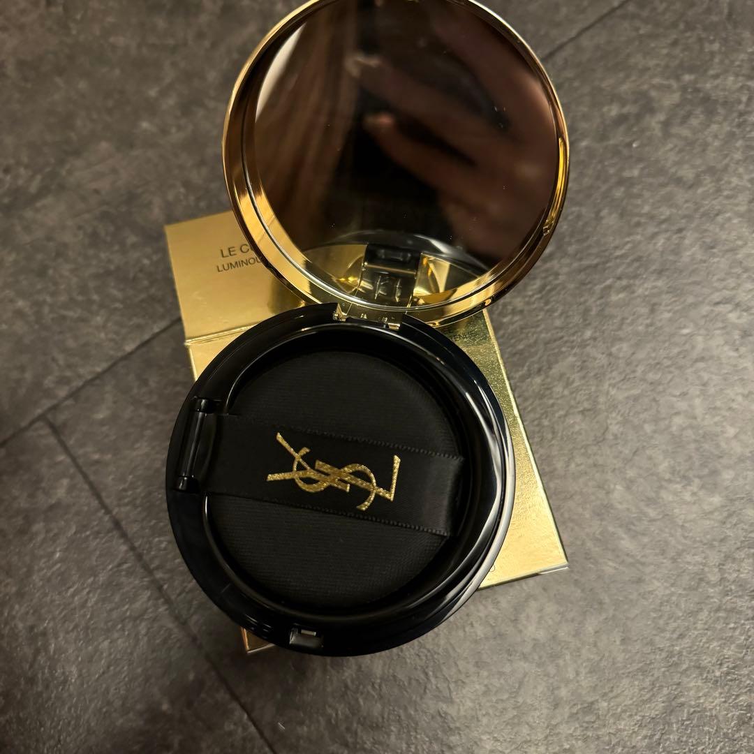 YSLイヴサンローラン クッション ファンデーション