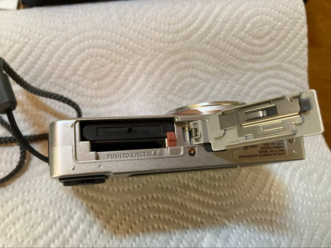 【美品動作品】　Olympus コンパクトデジタルカメラ ピンク
