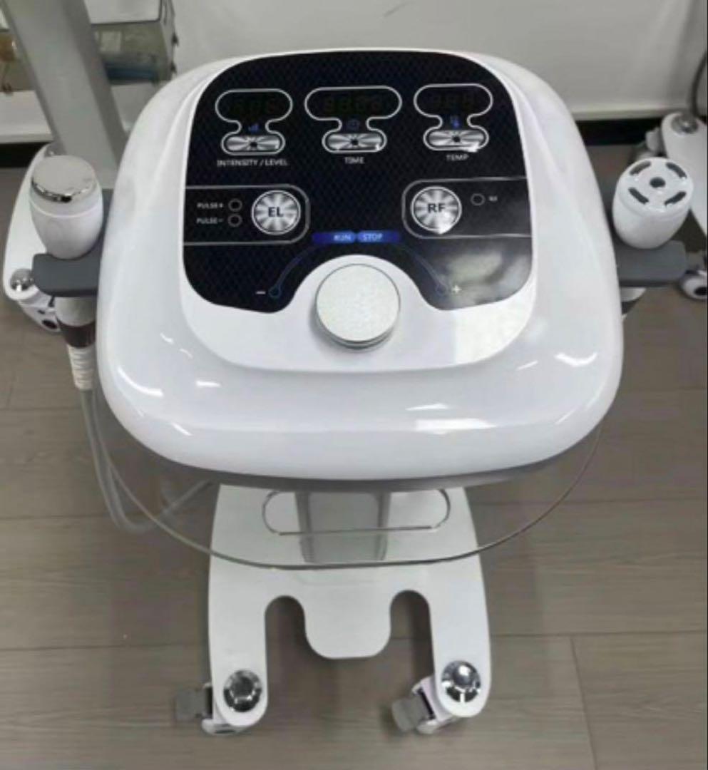 新古品エレクトロポレーション RF美顔器　美容機器　美容液導入