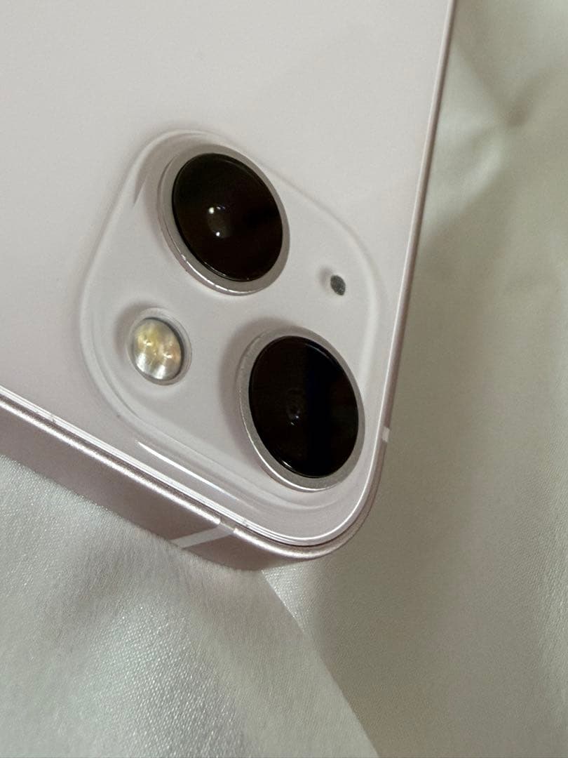 iPhone13 256GB ピンク SIMフリー　（未使用充電ケーブル付き）