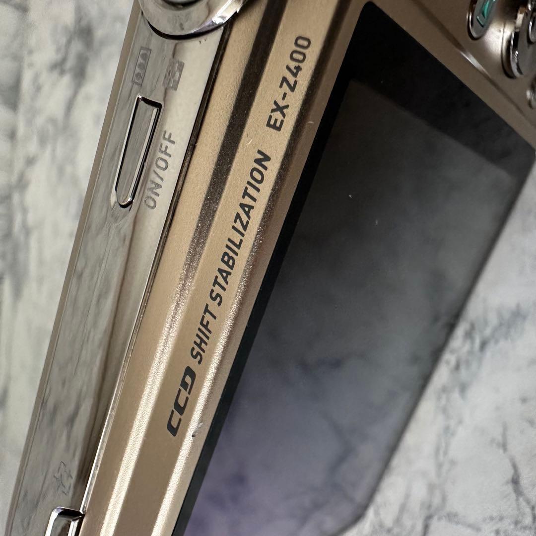 美品 CASIO EXILIM EX-Z400 コンデジ ゴールド デジカメ