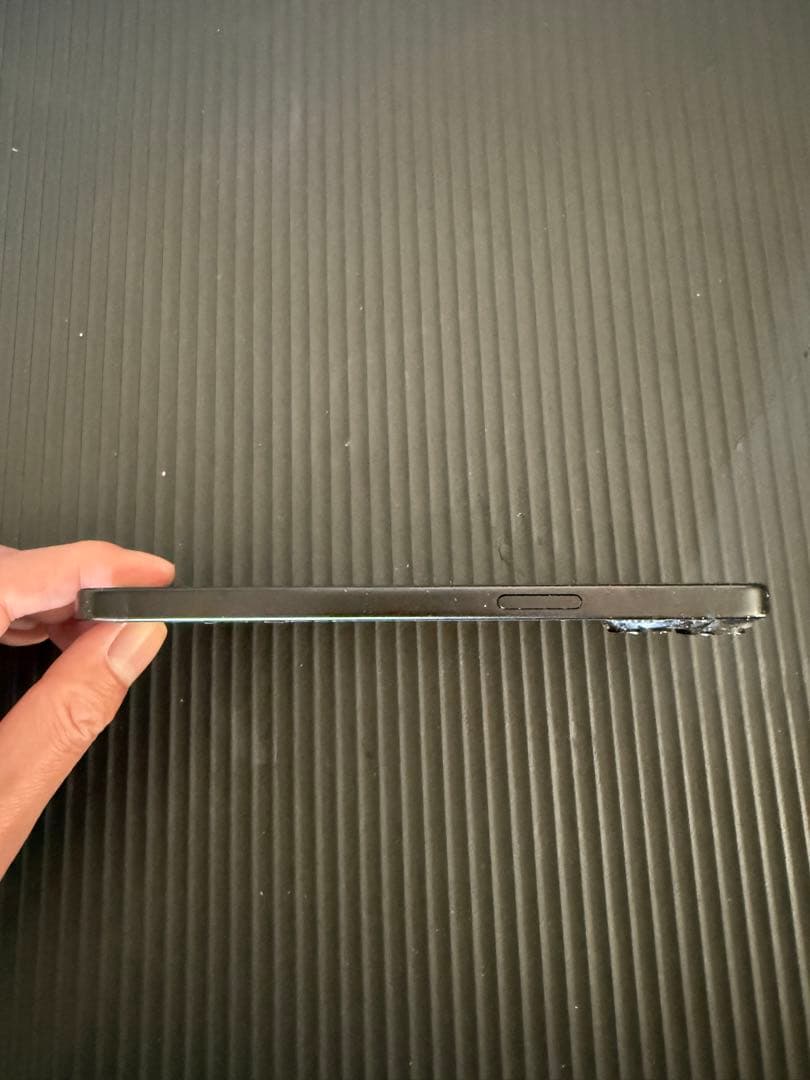 【背面割れあり】 iPhone15Plus SIMフリー