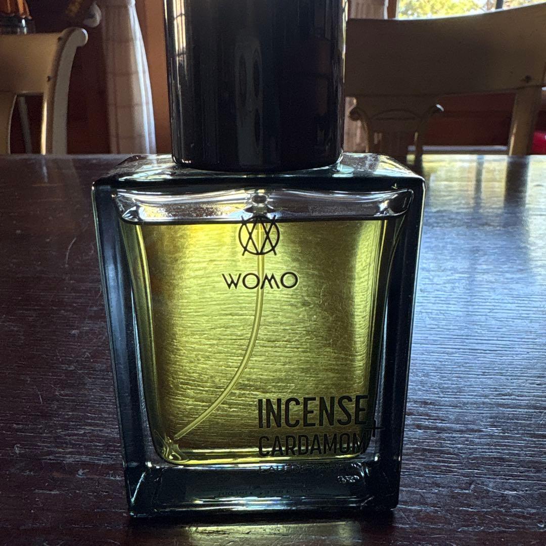 Womo incense + Cardamomオードパルファム