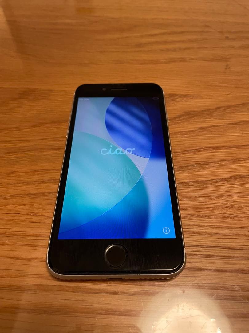 【投げ売り！】Apple iPhone SE (第2世代) ホワイト