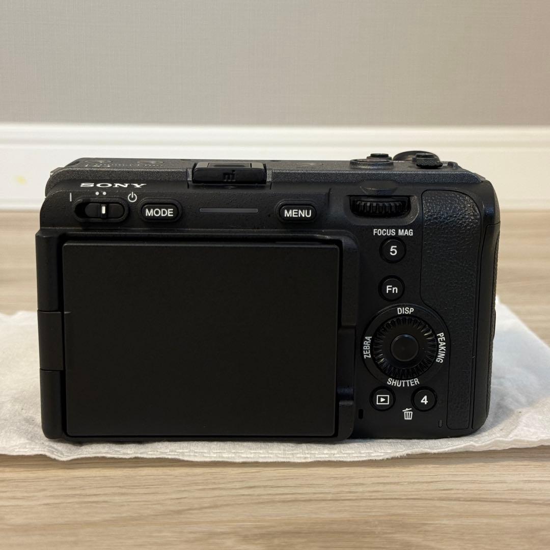 【美品】SONY ILME-FX3 本体［トップハンドル付き］