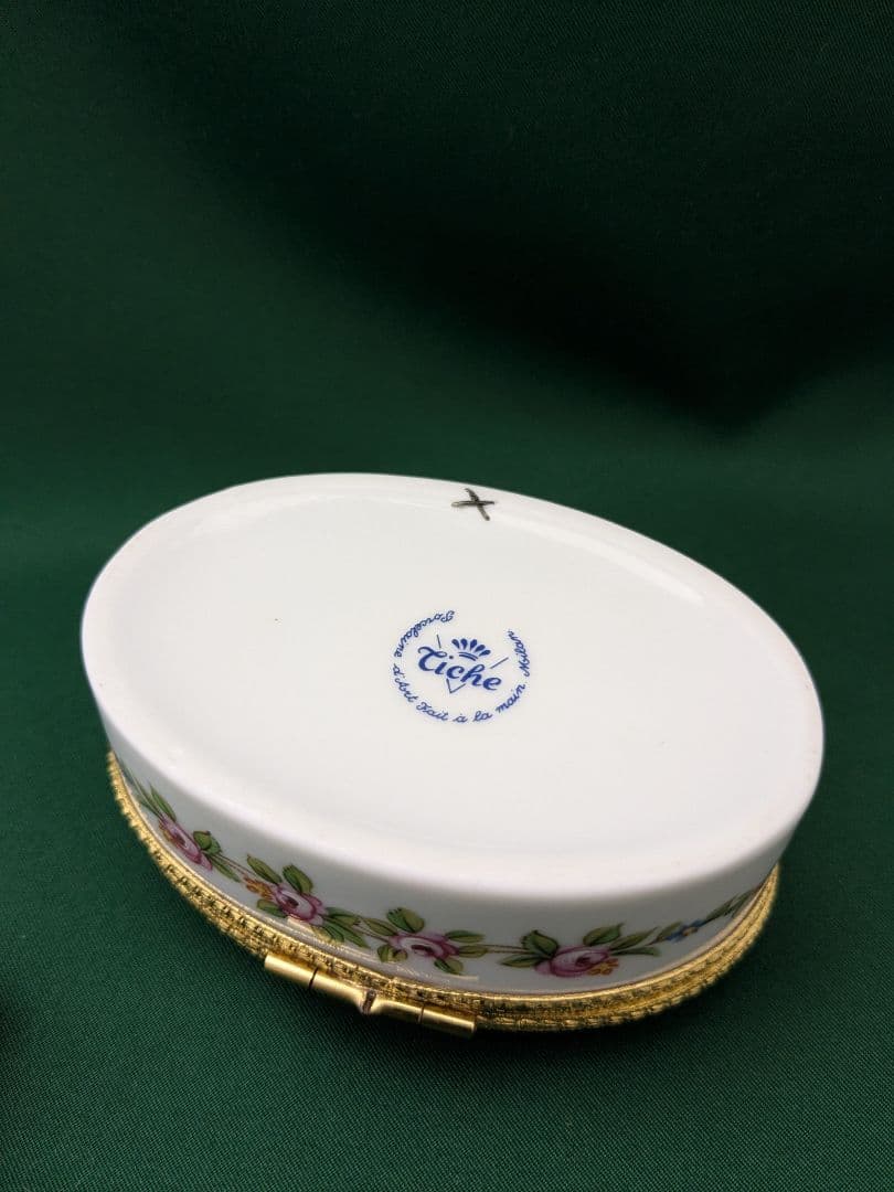 Limoges 花柄ボックス 陶磁器