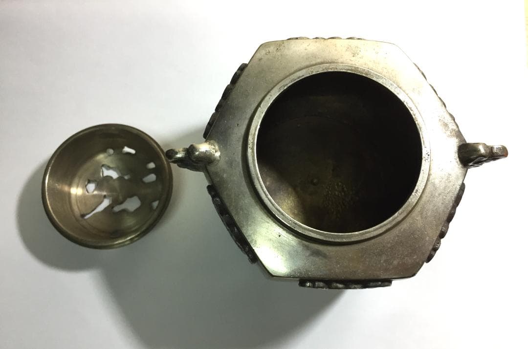 [祝銀婚] 金工師 清富 香炉 三つ足獣耳 金属工芸 銀婚 重厚な作品