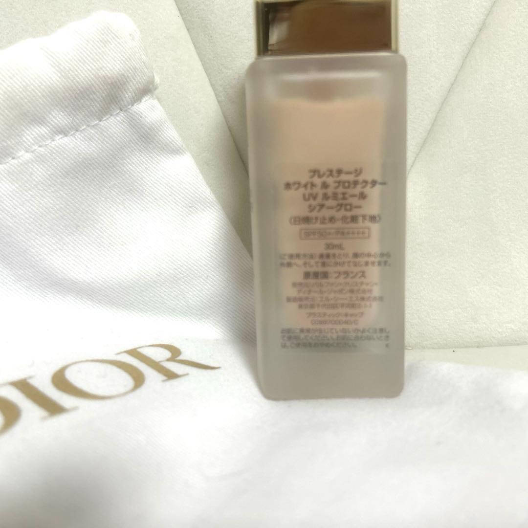 Dior プレステージホワイトルプロテクター UV ルミエール シアーグロー