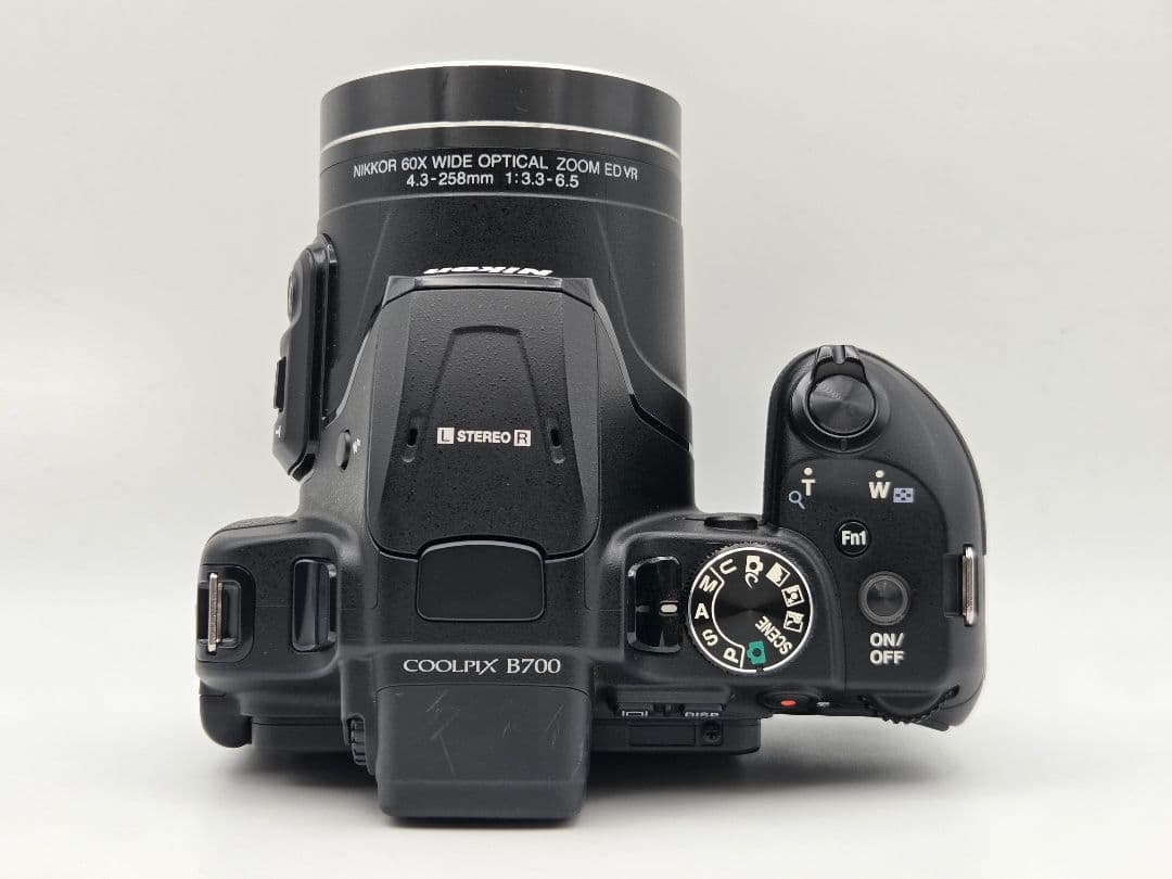 Nikon COOLPIX B700 60倍ズーム コンパクトデジタルカメラ