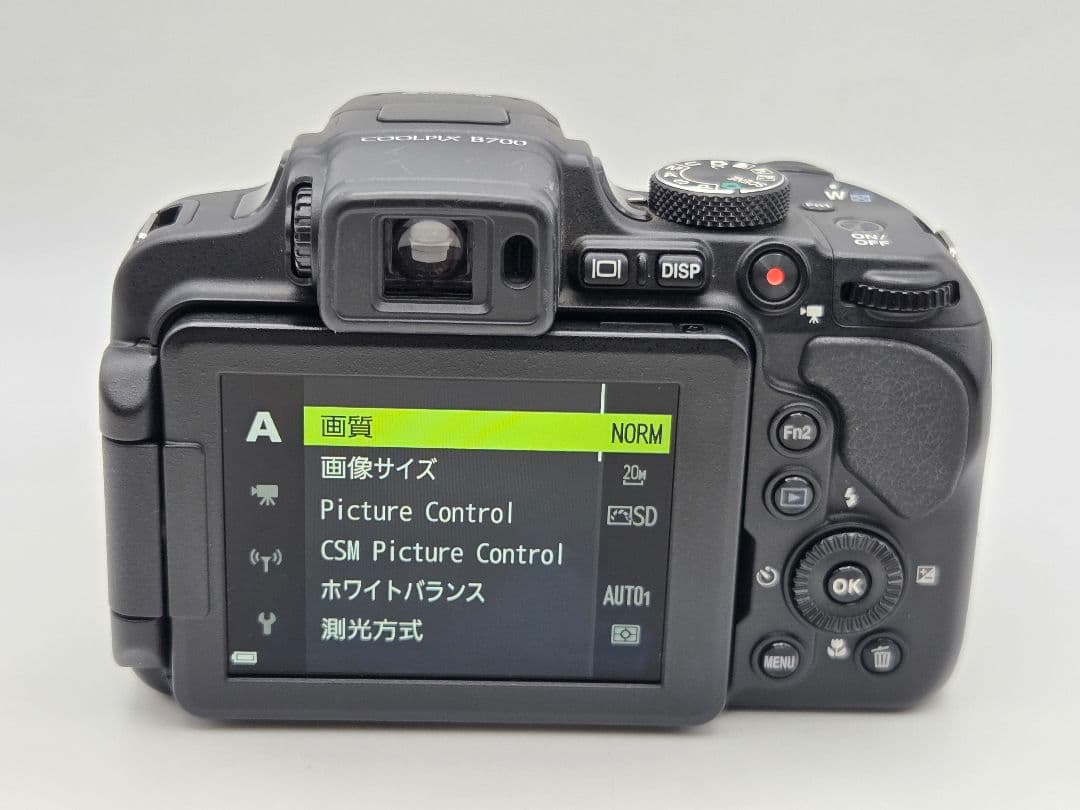 Nikon COOLPIX B700 60倍ズーム コンパクトデジタルカメラ