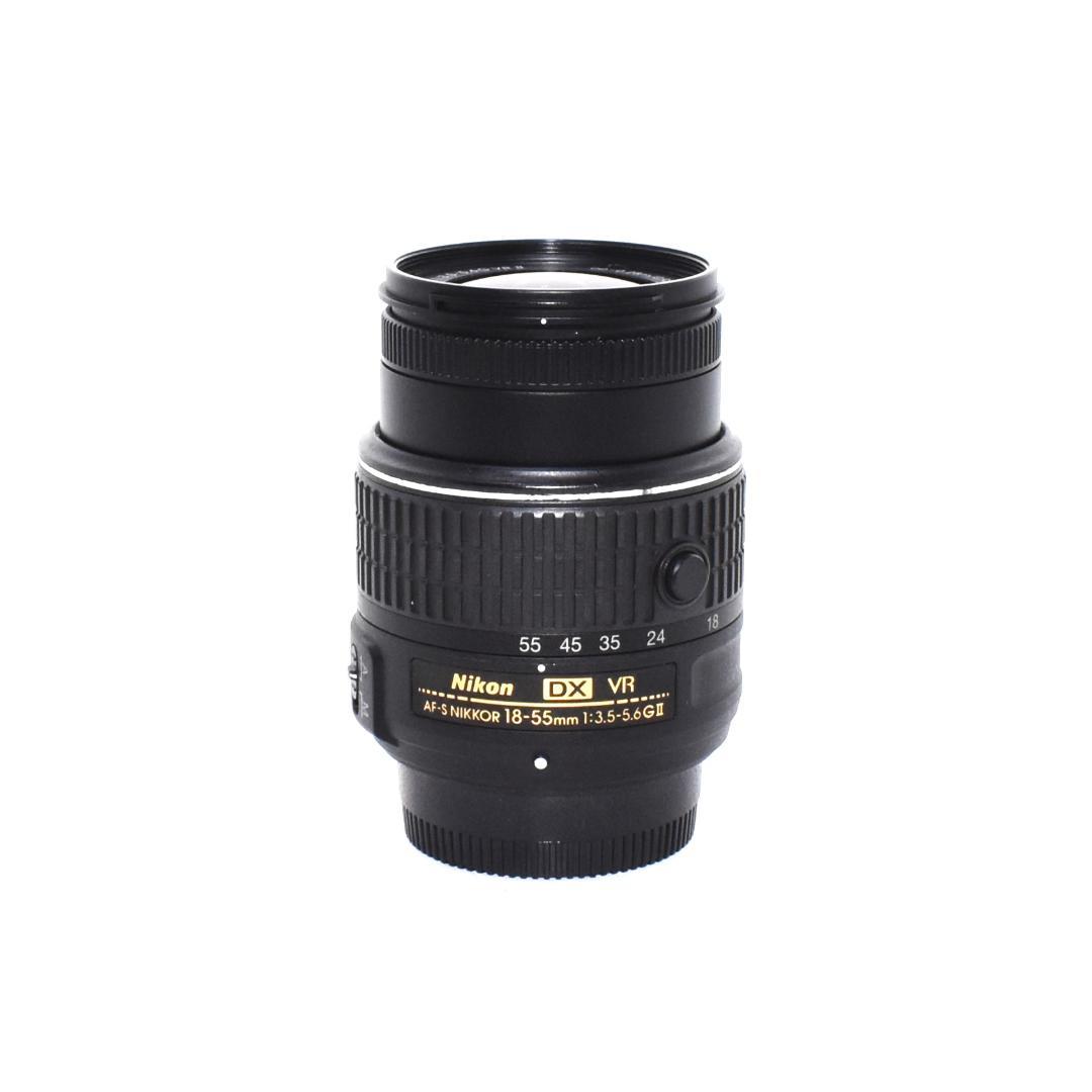 ★S数極小★Wi-Fi搭載　スマホ転送★Nikon D5300　レンズセット★⑤