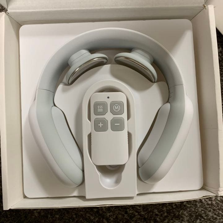 Intelligent Neck Massager(肩のマッサージ機)