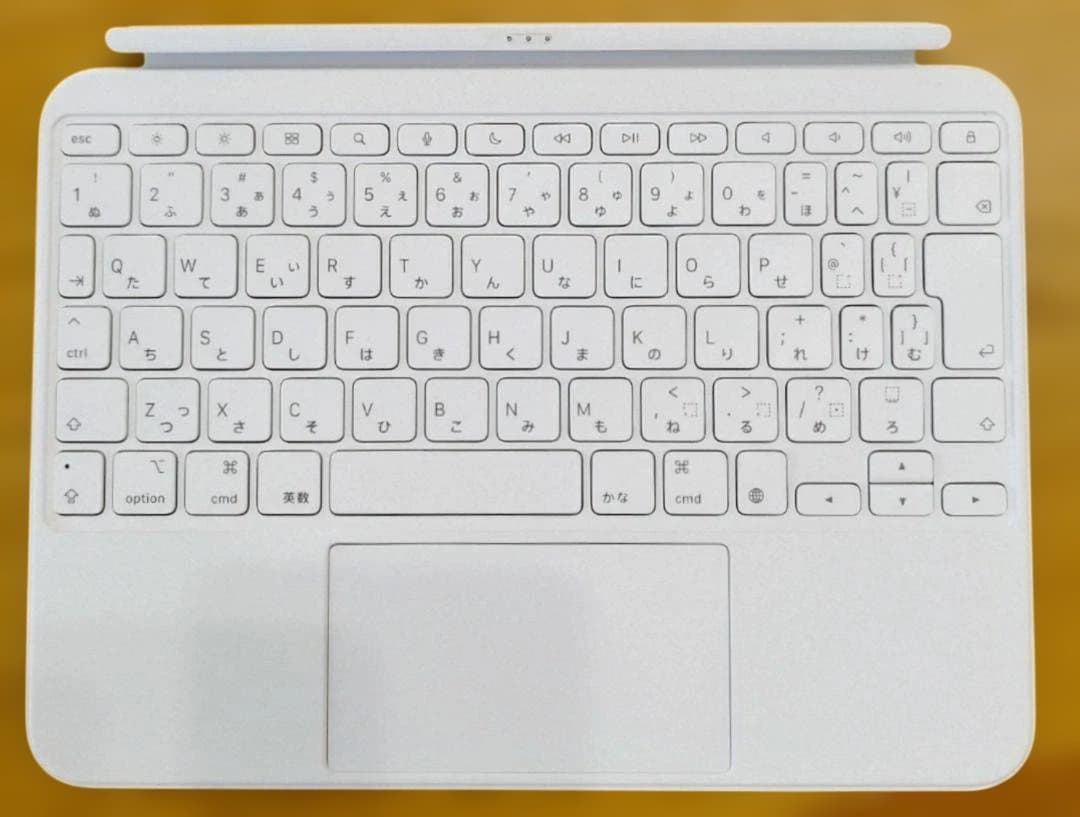 Apple iPad Magic Keyboard Folio ホワイト