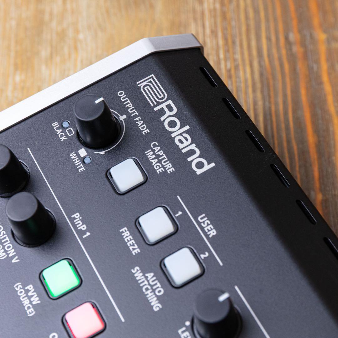 【①美品】Roland V-8HD HDMI 8入力 ビデオスイッチャー 元箱付