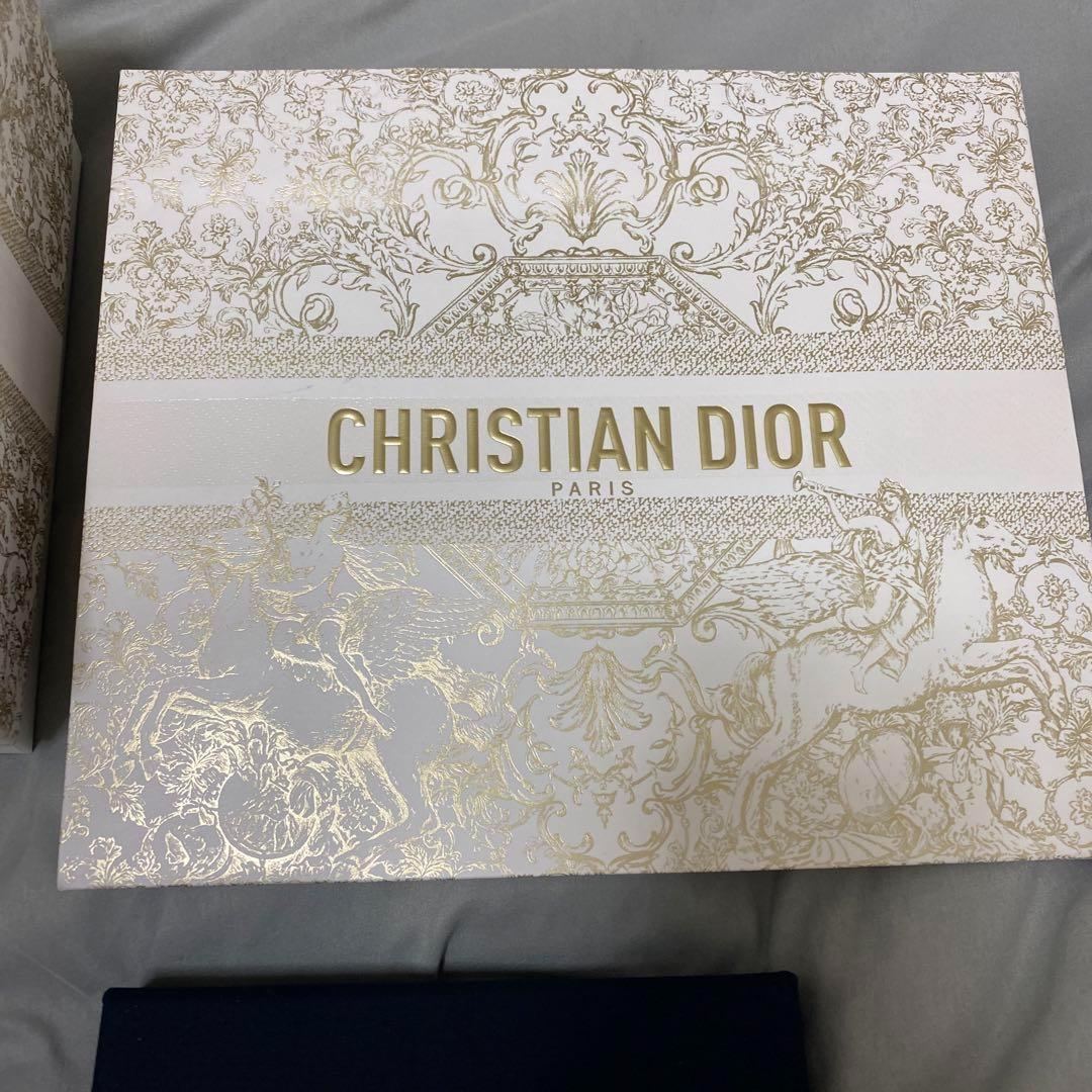 【未使用新品】 Dior ディオール クリスマスコフレ　限定　ギフトボックス付き