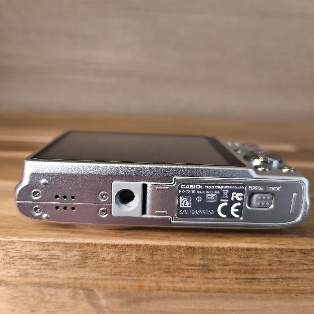 【良品】CASIO EXILIM EX-Z300 シルバー