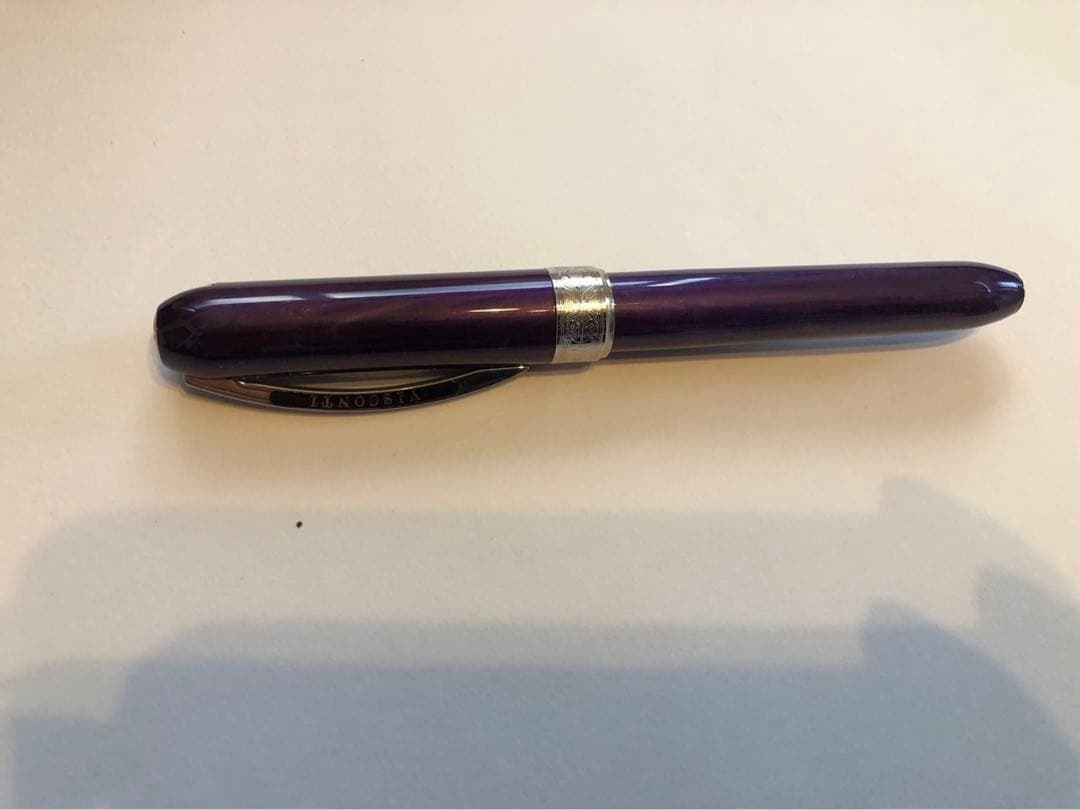 最後価格‼️ 再々値下げしました‼️新品❗️キレイなパープルのビスコンティの万年筆
