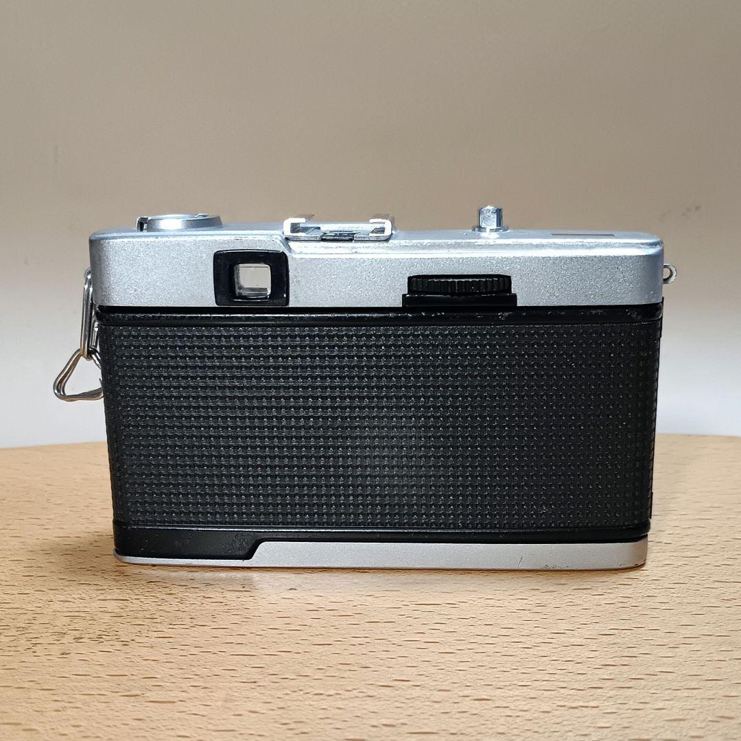 フィルムカメラ【整備、完動品】オリンパストリップ35