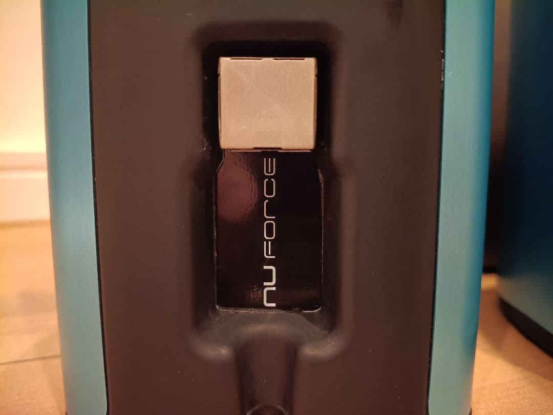 スピーカー・ウーファー NuForce S-X