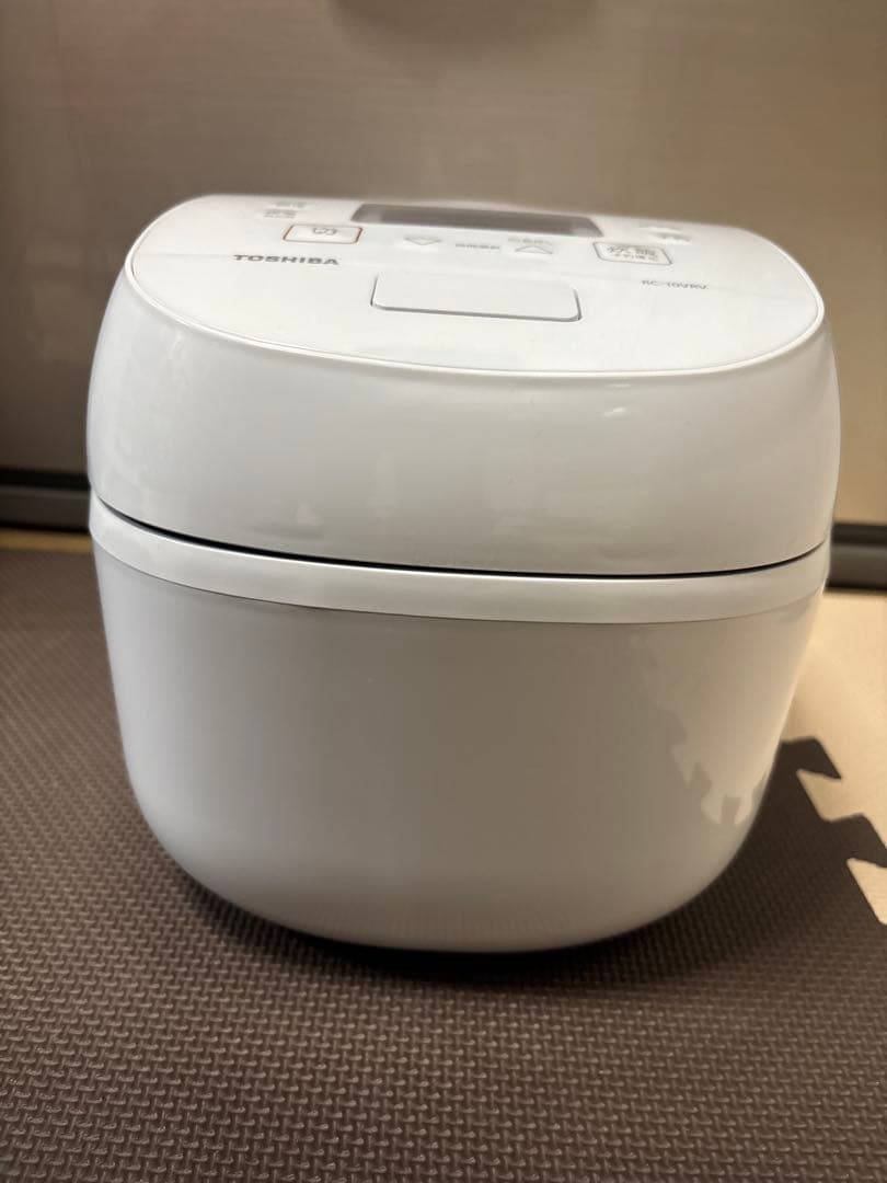 TOSHIBA 真空圧力IHジャー炊飯器 RC-10VRV-2024年製