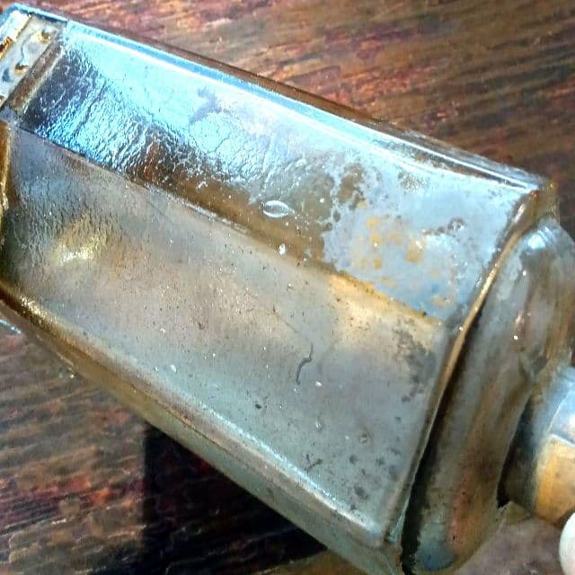 レトロガラス瓶　気泡　椿香油　ヴィンテージ