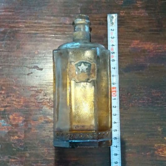 レトロガラス瓶　気泡　椿香油　ヴィンテージ