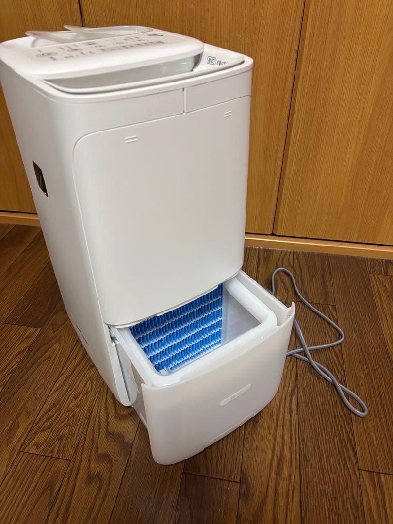 SHARP 加湿器 HV-R75-W 箱無し 説明書無し
