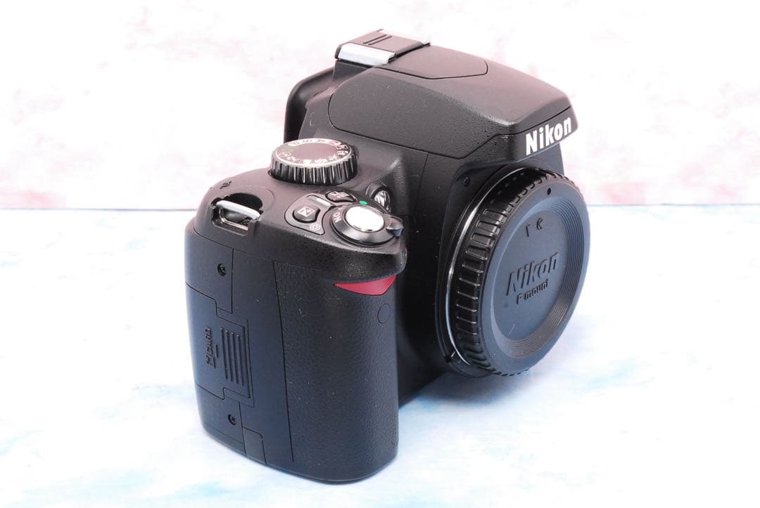 Nikon D60✨一眼レフカメラ✨望遠レンズセット✨風景撮り向けセット