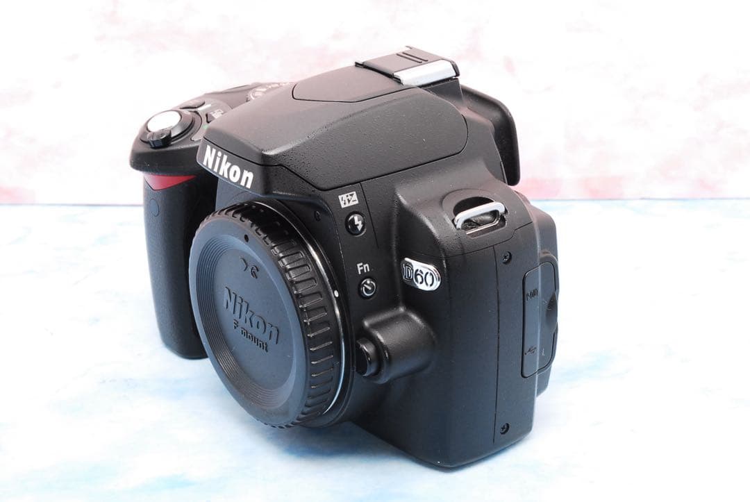 Nikon D60✨一眼レフカメラ✨望遠レンズセット✨風景撮り向けセット