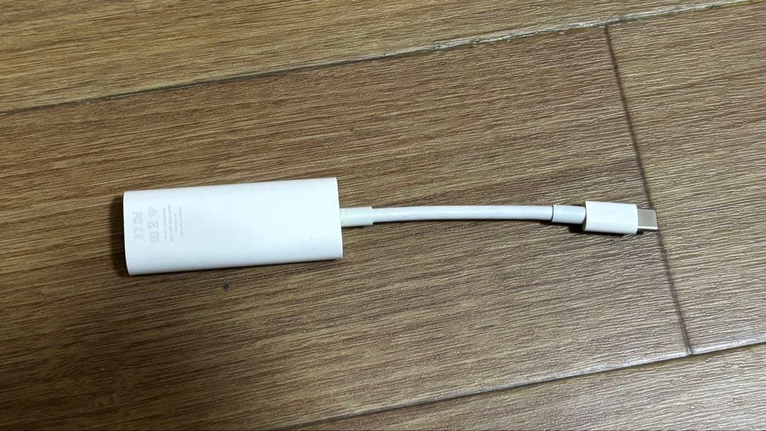 Apple thunderbolt display 変換ケーブル付き
