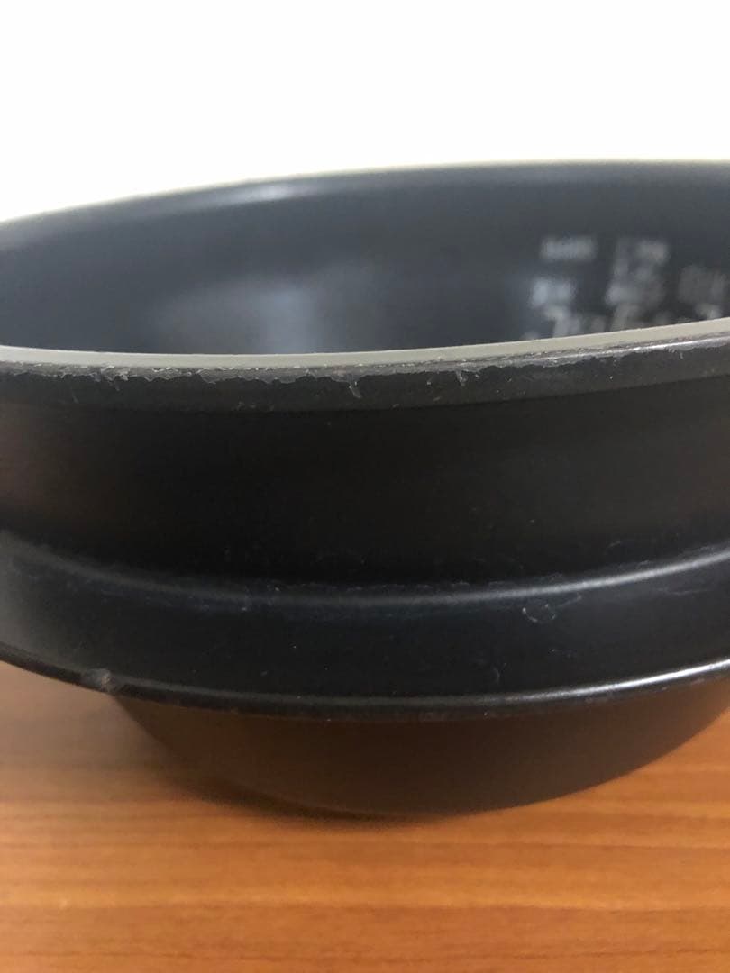 ZOJIRUSHI NW-AT10（5.5合炊き） 最高級モデル　圧力IH炊飯器