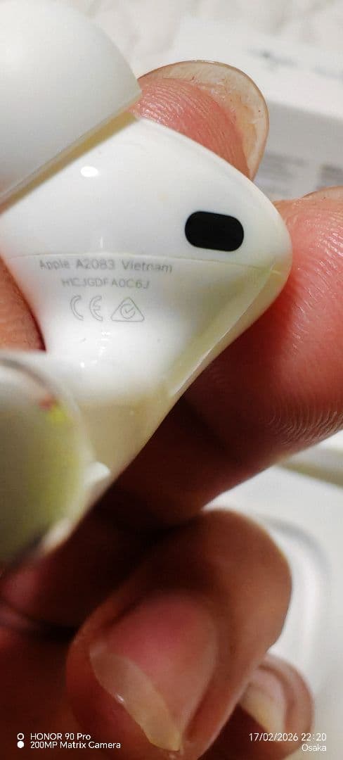 Airpods pro 1 正しく完璧に動作します。