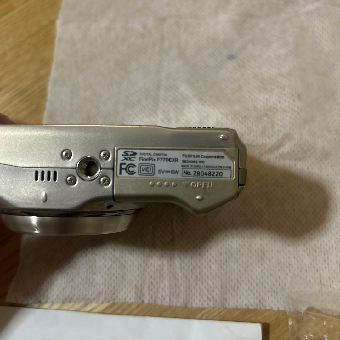 FUJIFILM EXR 16メガピクセル 20倍ズーム