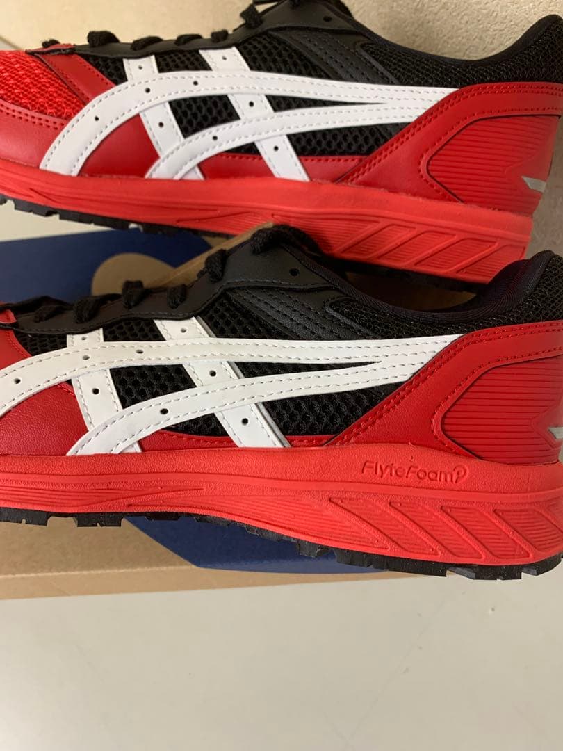 asics アシックス ウィンジョブ CP210 1273A006-600
