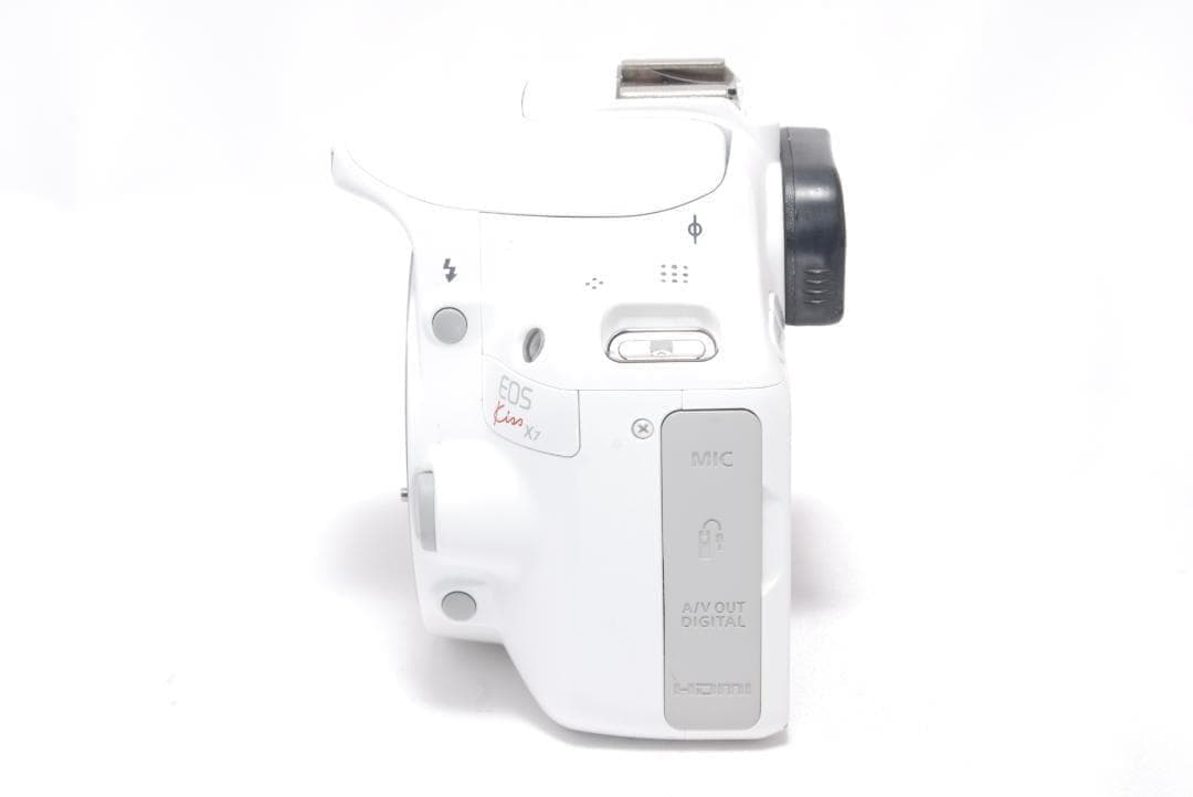 ⭐️プレゼントにも⭐️Canon Kiss X7 キャノン　デジタル一眼レフ